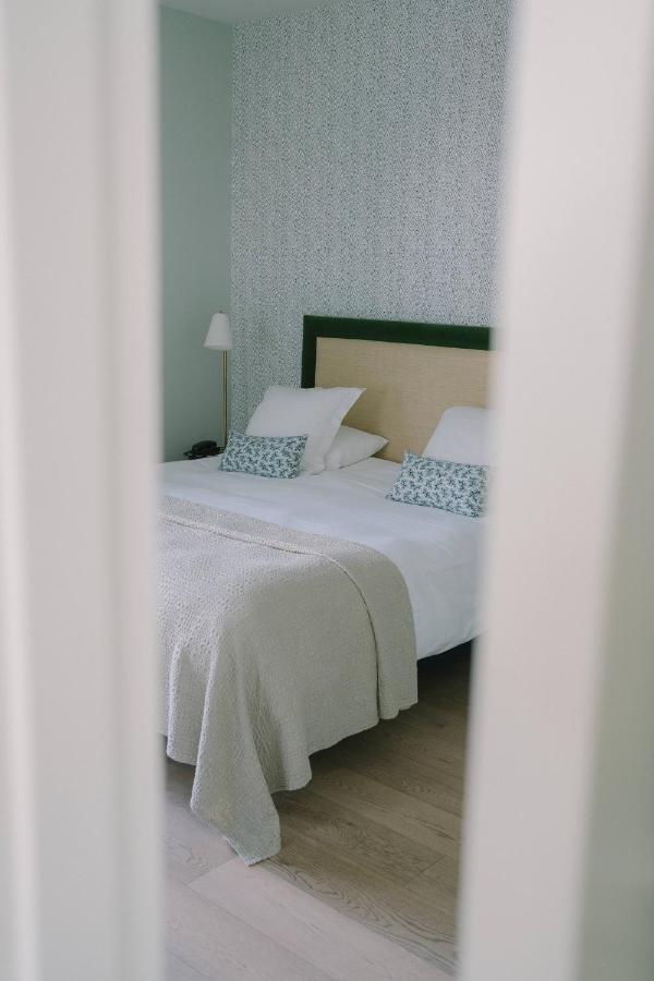Hotel Tri Men Combrit